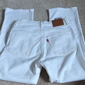 White Levi’s Women Denim Jeans Like New